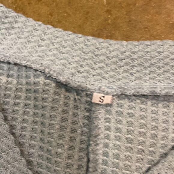 5/$25 DEAL V-neck Waffle Long Sleeve Shirt - Picture 3 of 3